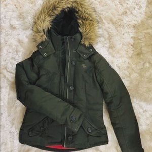 Abercrombie & Fitch down insulated coat